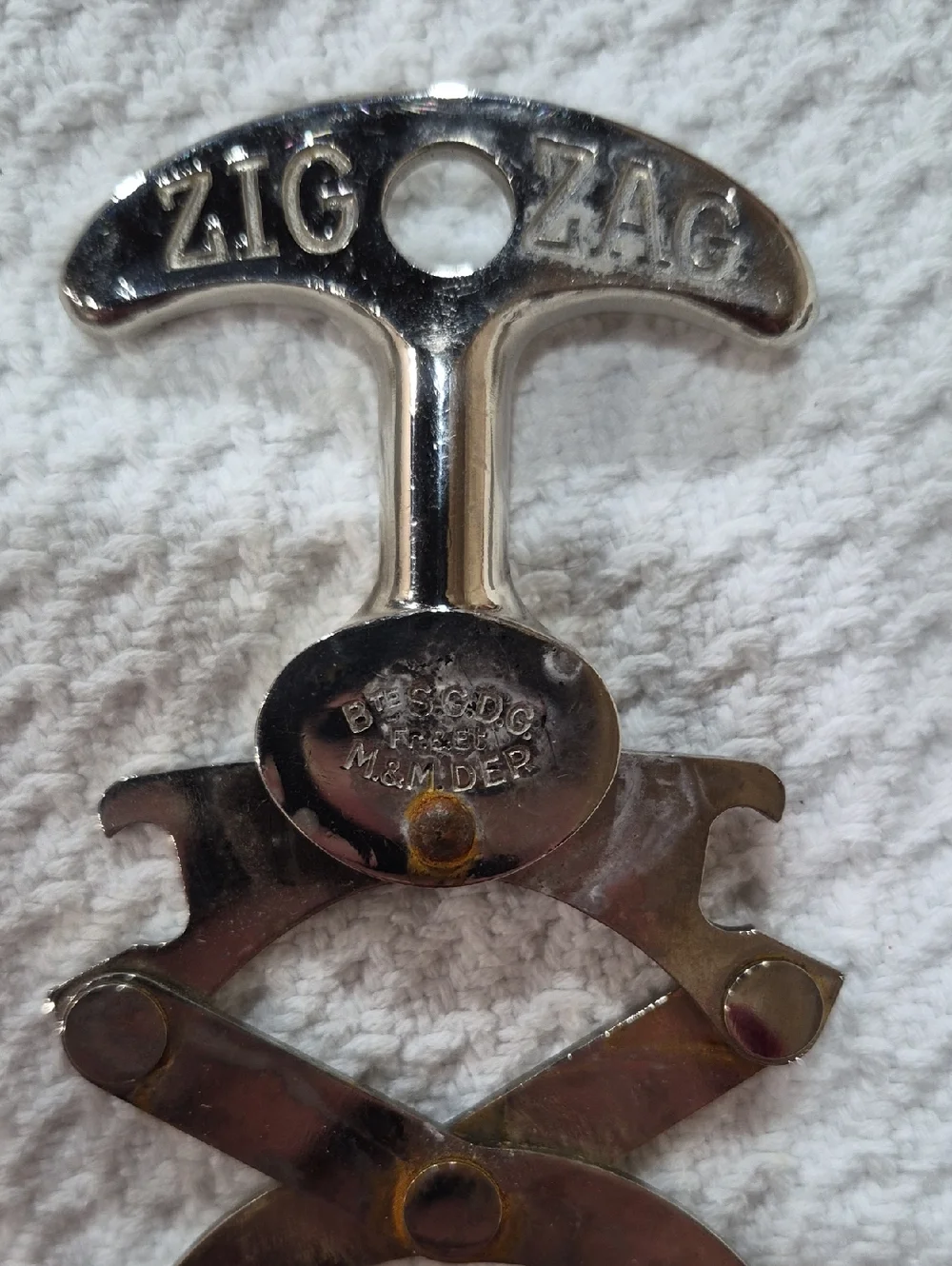 ZIG-ZAG Vintage Mechanical Corkscrew Tire-Bouchon In Box With Instructions
